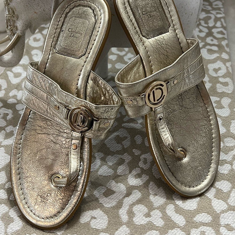 Dior Authentic gold leather sandals Sz 7 US EUC pics don’t do them Justice! - Picture 4 of 7